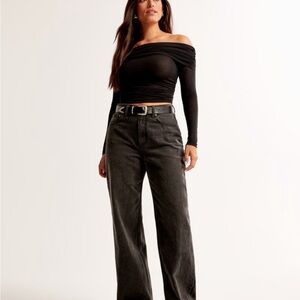 Abercrombie and Fitch “The loose” wide leg jean